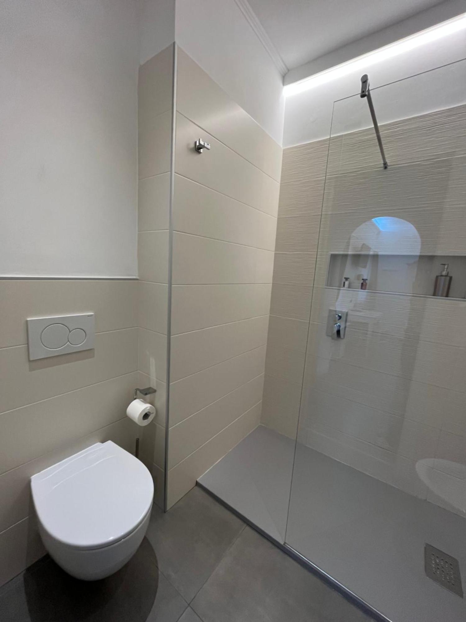 Affittacamere Perla Del Prione La Spezia Phòng bức ảnh
