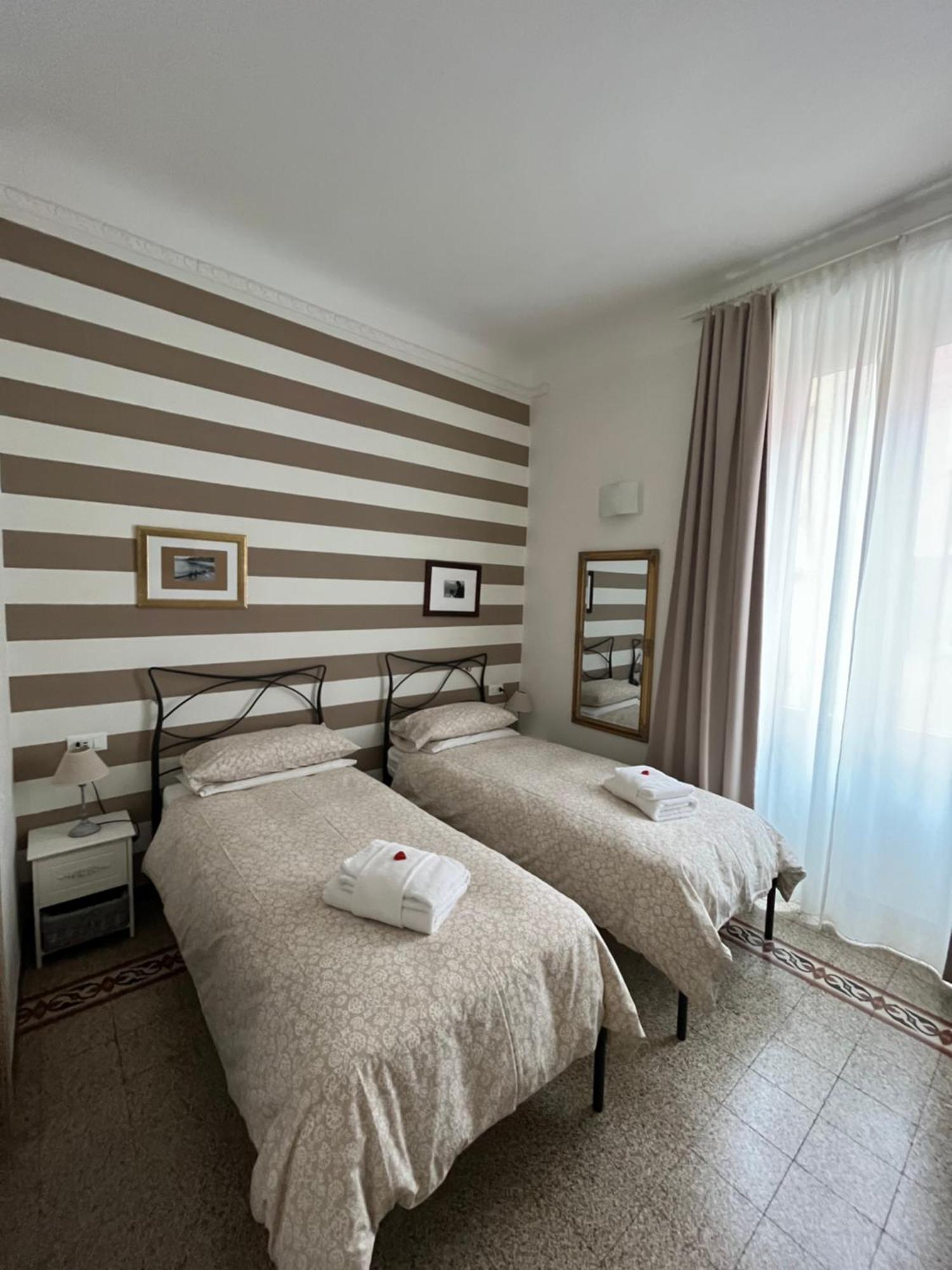 Affittacamere Perla Del Prione La Spezia Phòng bức ảnh