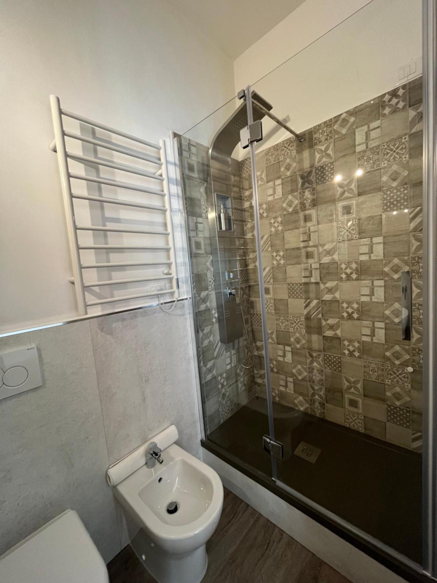 Affittacamere Perla Del Prione La Spezia Phòng bức ảnh